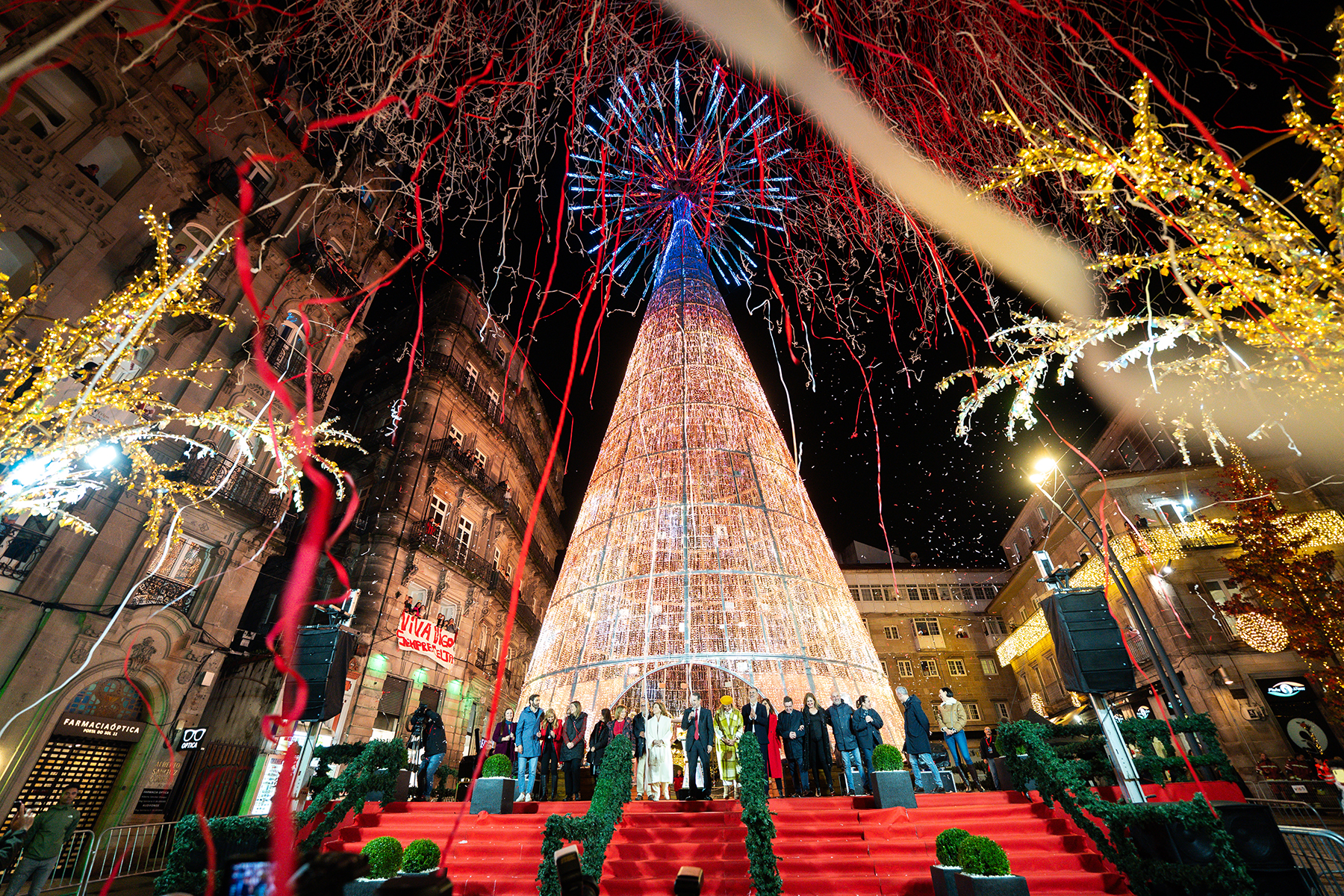 Las luces de Navidad como generadoras de negocio en una ciudad 1 ENCENDIDO LUCES VIGO 051